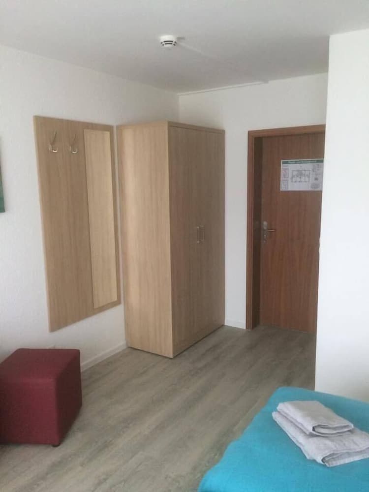Double Room (38 unten)