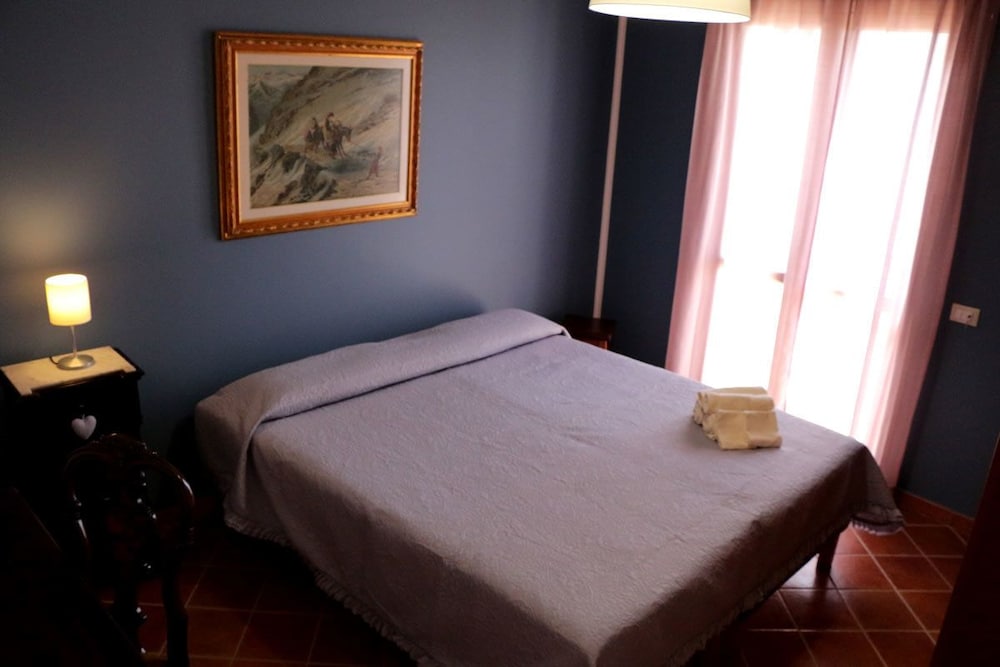 Standard Double Or Twin Room, Balcony photo 3