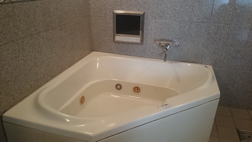 King Room with Spa Bath photo 3