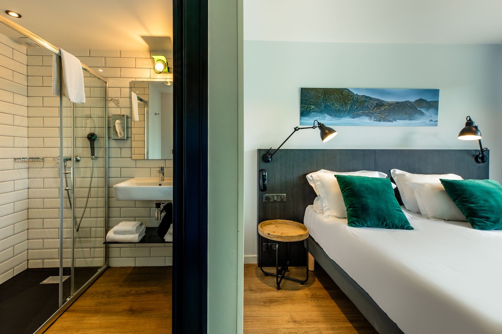 Standard Room photo 1