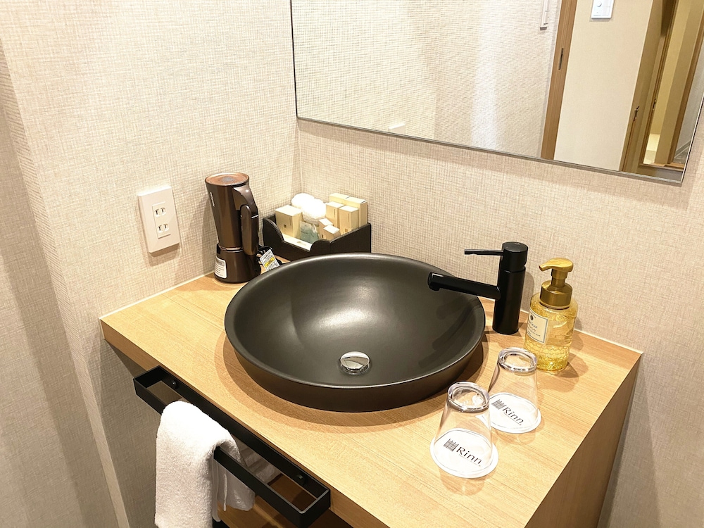 Standard Twin with Tatami - Photo 26