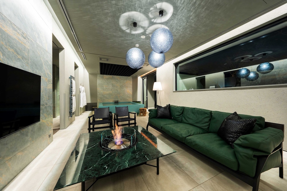 Deluxe Suite, Non Smoking photo 1