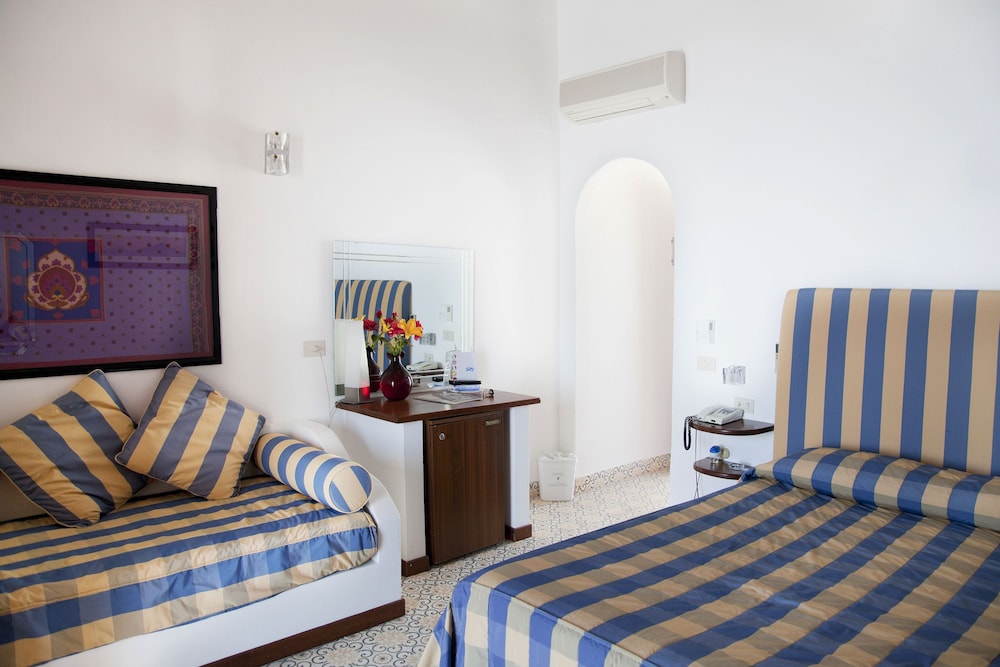 Superior Double Or Twin Room, Terrace, Sea View