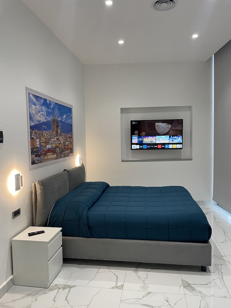 Barcelona Room