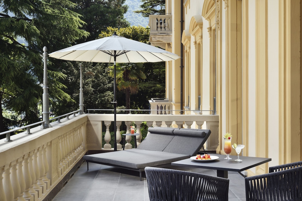 Suite, Terrace, Lake View