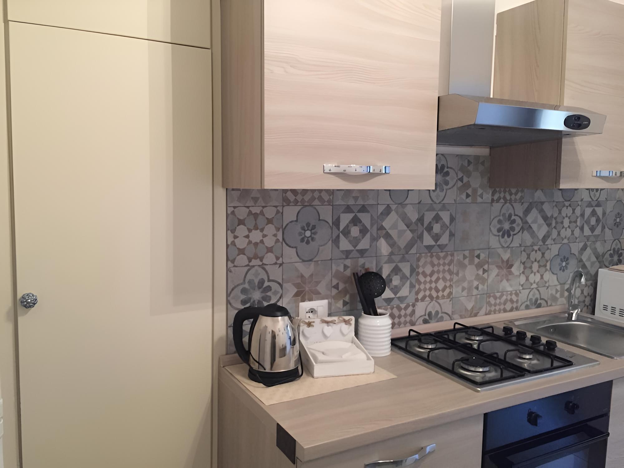 Apartment, Smoking