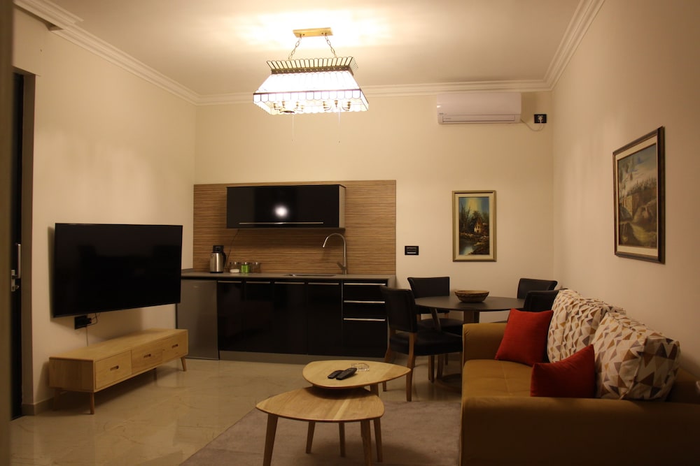 Honeymoon Suite, 1 Bedroom, Terrace, Pool View photo 2