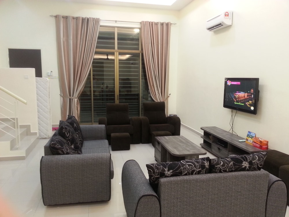 Family House, 4 Bedrooms, Kitchen photo 1