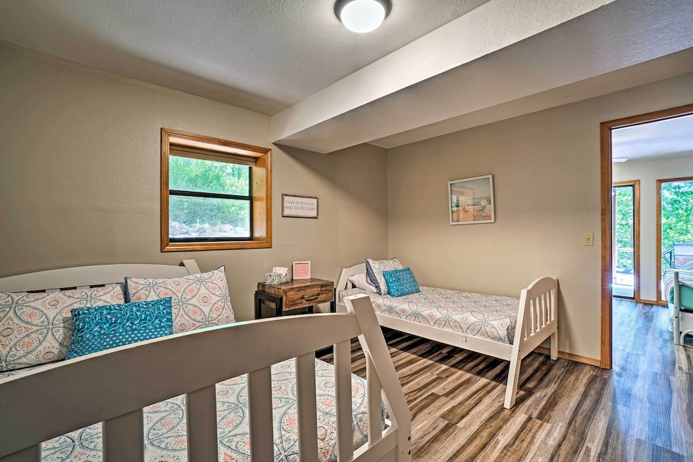 House (4 Bedrooms) photo 2