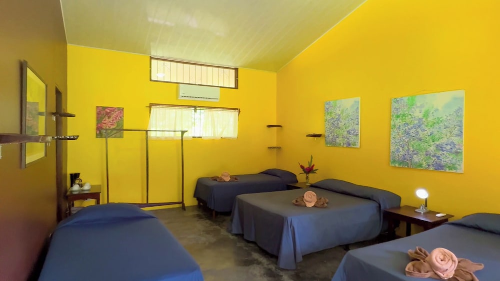 Family Room, Garden View