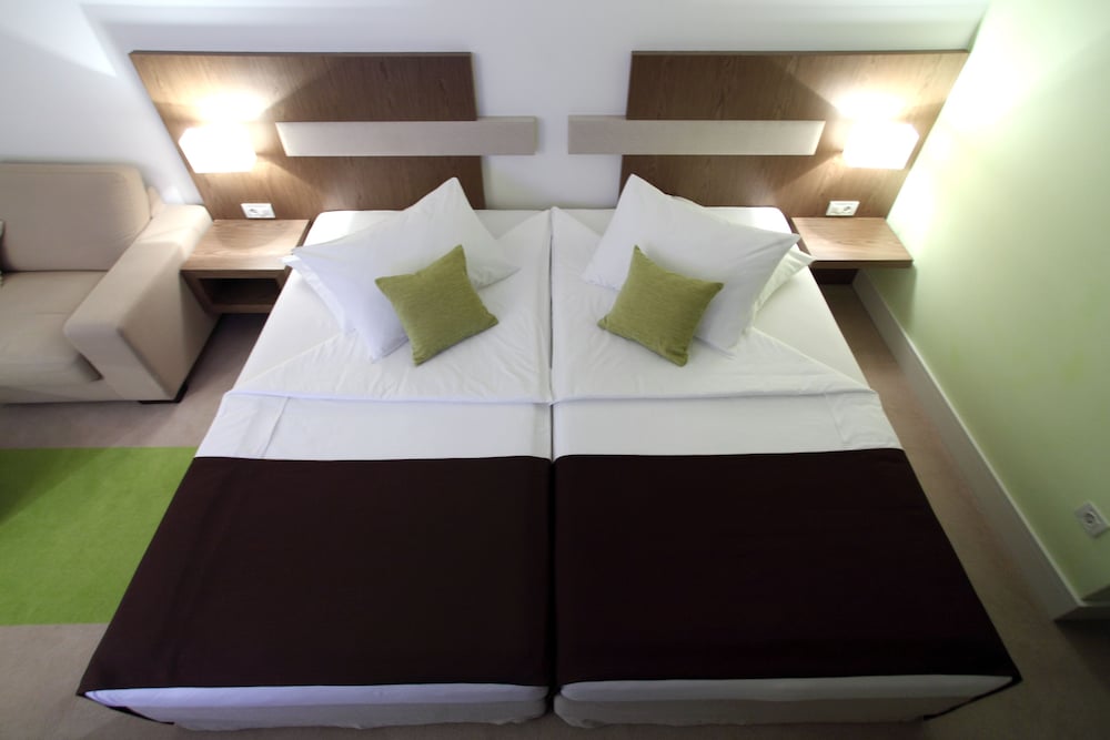 Superior Double Room, Mountain View photo 3