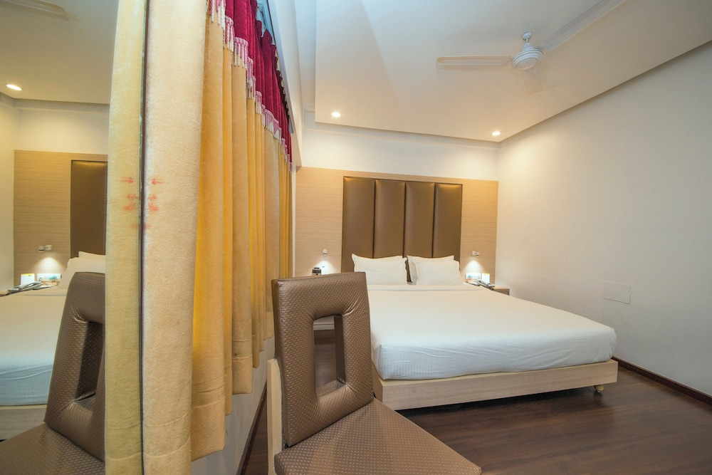 Club Room - Photo 12