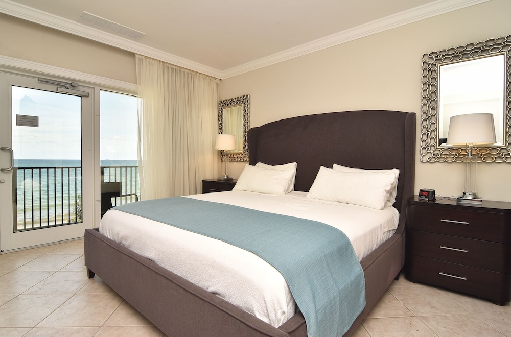 Grand Suite, 1 King Bed with Sofa bed, Ocean View, Beachfront, photo 6