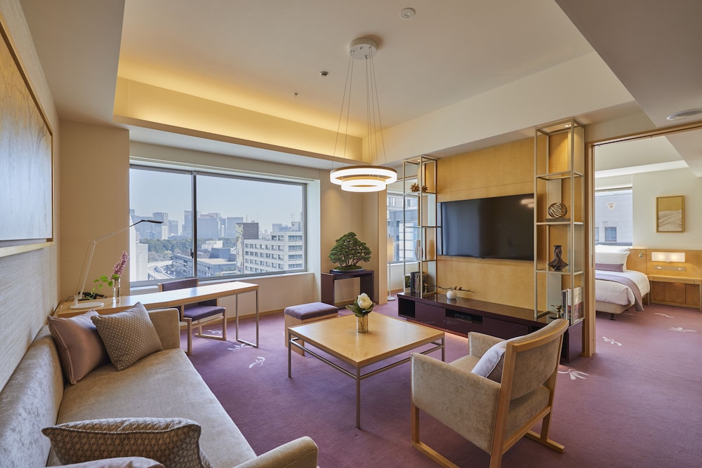 Signature Suite Spring, Non Smoking