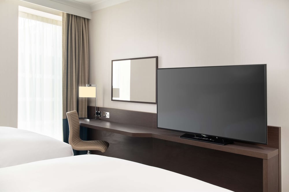 Deluxe Room, 2 Twin Beds - Photo 5