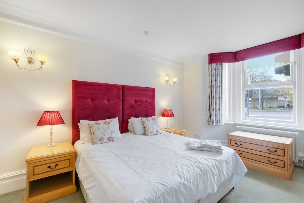Executive Double or Twin Room, 1 King Bed, Bathtub, Courtyard Area photo 2