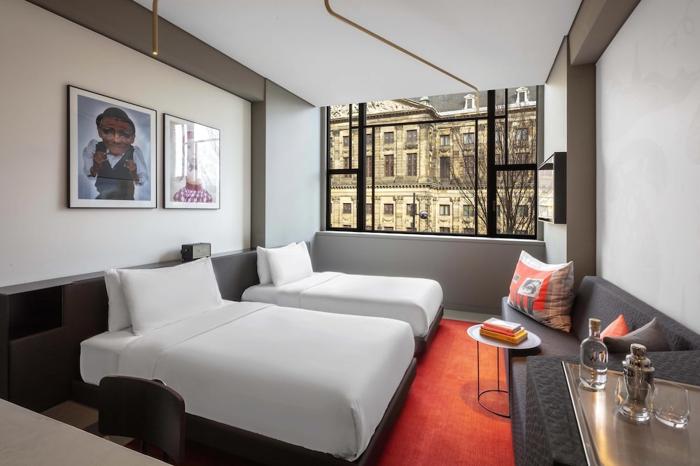 Deluxe Room, 2 Twin Beds photo 3
