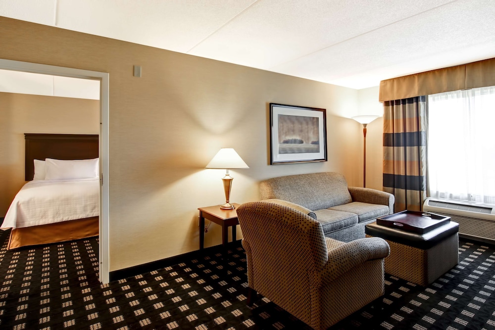 Suite, 2 Queen Beds - Photo 1