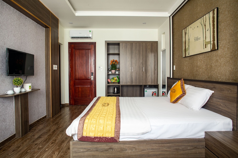 Panoramic Room