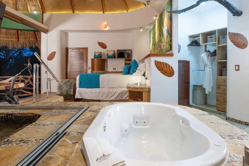 Tree Love Nest-ocean View