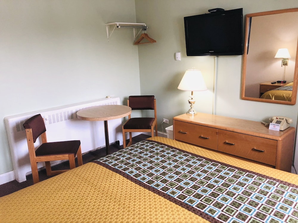 Standard Studio Suite, 2 Bedrooms, Non Smoking, Kitchen photo 3