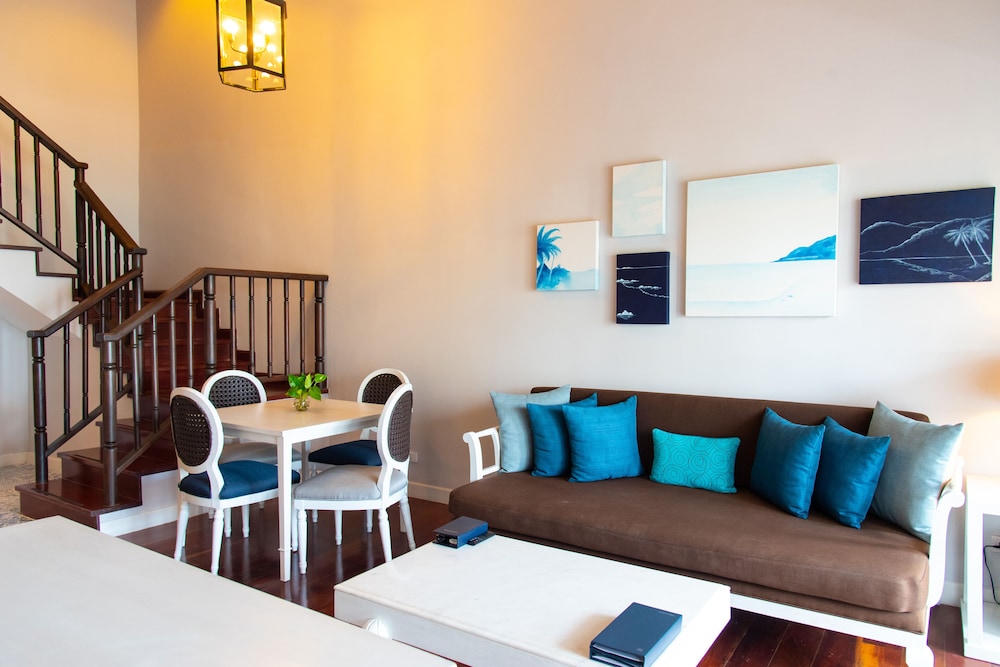 Suite, 2 Bedrooms (Family Suite) - Photo 2