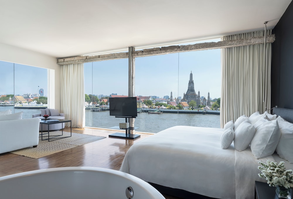Wat Arun River View Suite photo 1