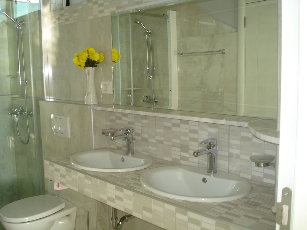Apartment, 1 Bedroom, Balcony, Sea View photo 3