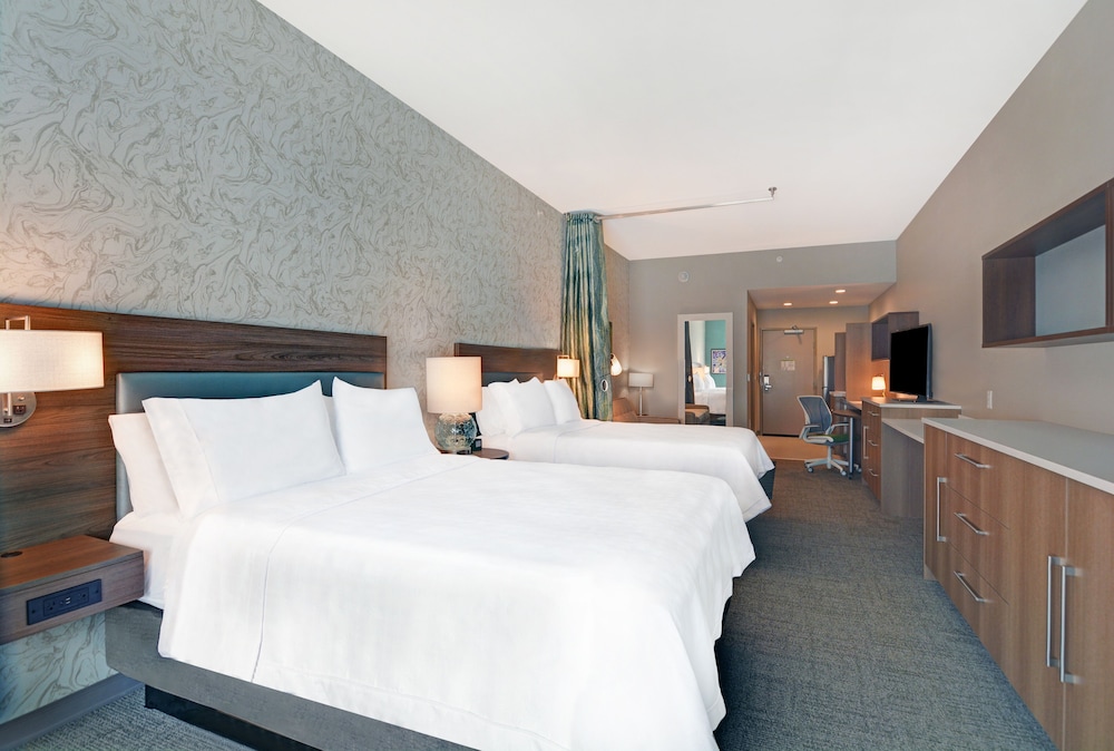 Studio, 2 Queen Beds, Accessible, Bathtub - Photo 2