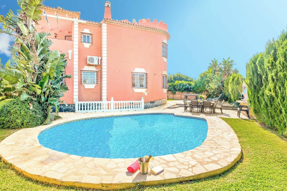 Villa (Múltiples Habitaciones)