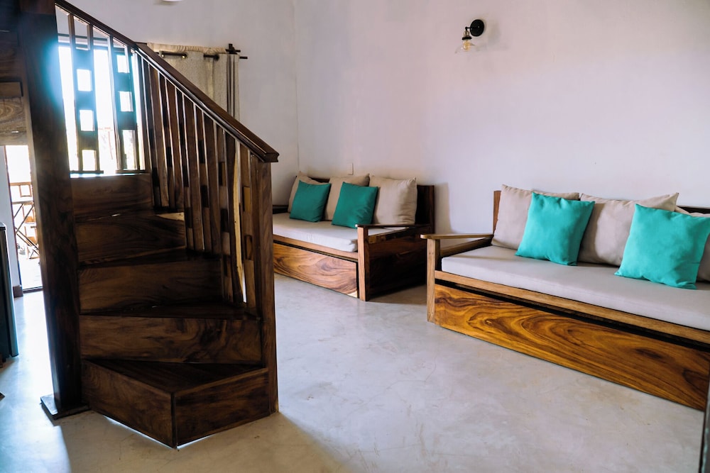 Superior Quadruple Room, Balcony, Pool View photo 3