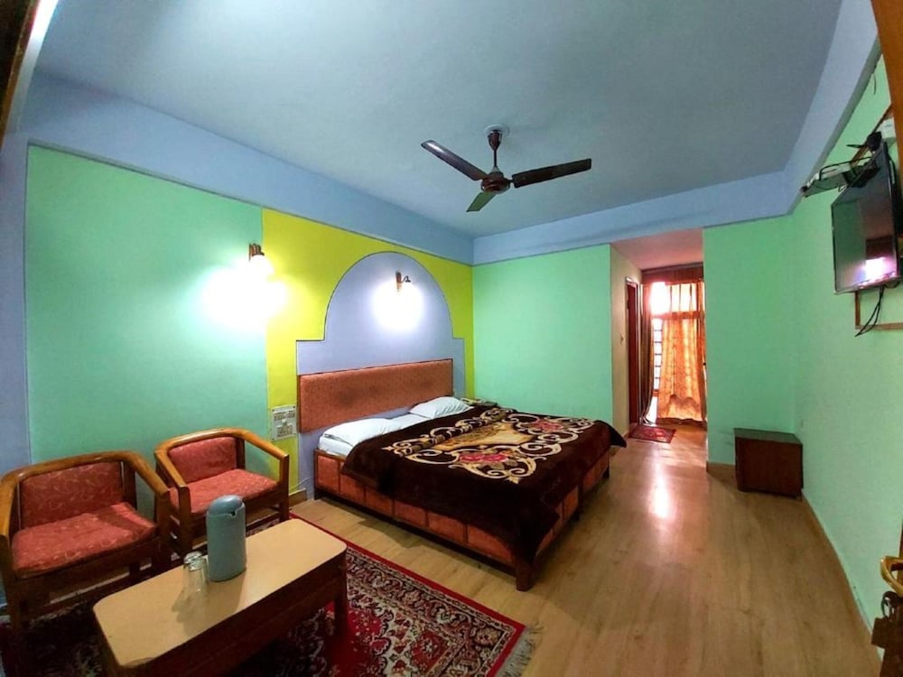 Deluxe Double Room - Photo 1