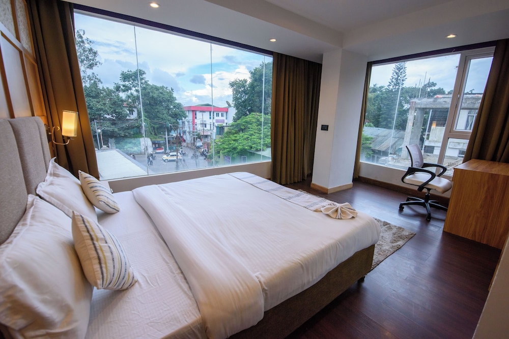 Executive Suite, Non Smoking photo 2
