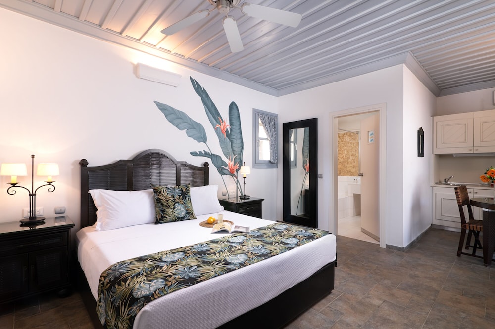 Junior Suite, Garden View photo 1