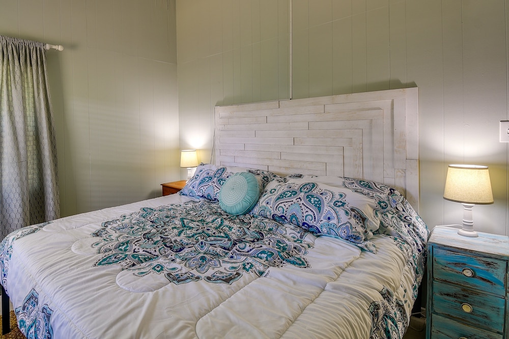 House (2 Bedrooms) photo 1