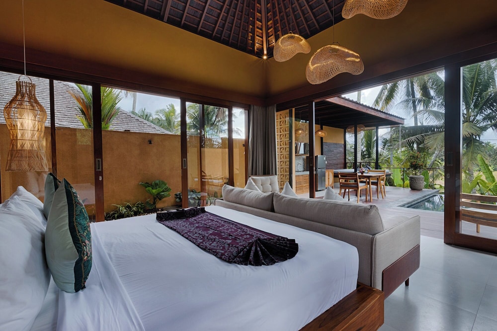 One Bedroom Private Pool Villa with Sacred Valley View (Free 1x Floating Breakfast or Minibar) thumbnail 5