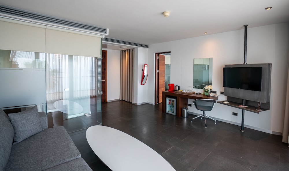 Suite, Sea View photo 2