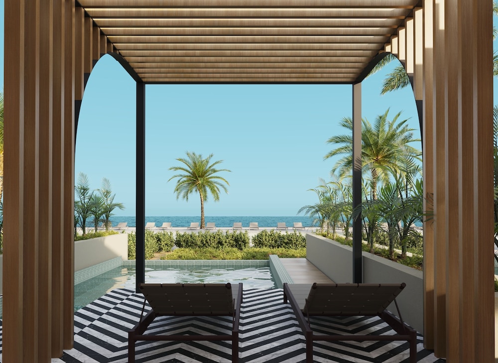 Excellence Club Beachfront Honeymoon Suite With Private Pool