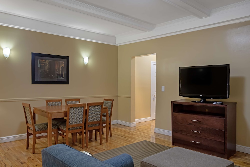 Standard Apartment, Multiple Beds, Non Smoking, Kitchen (With Sofabed) thumbnail 6