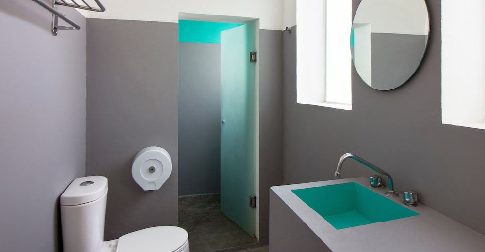 Comfort Quadruple Room, 1 Bedroom, Private Bathroom (Private Room) - Photo 8