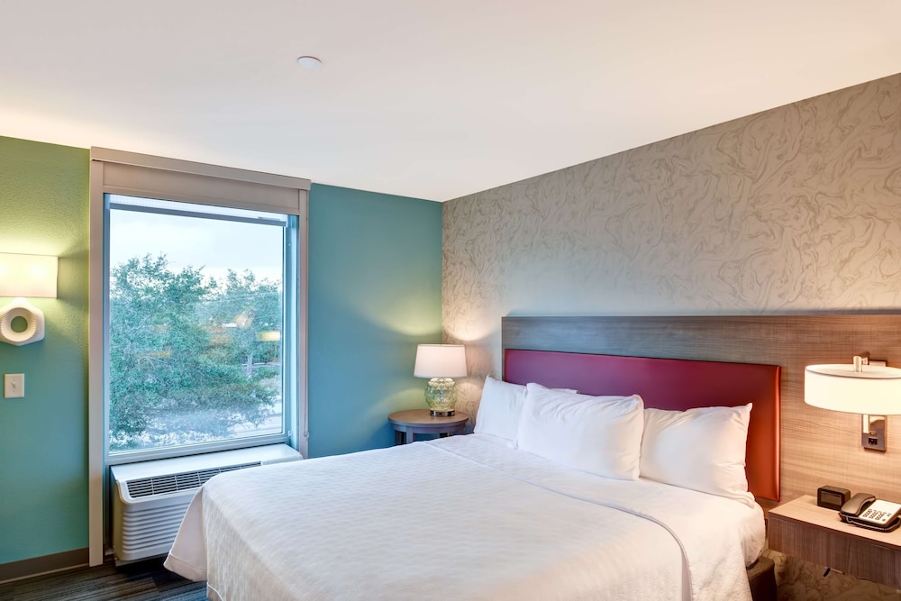 Suite, 1 King Bed, Accessible, Non Smoking (Hearing) at Home2 Suites By Hilton Tampa USF Near Busch Gardens in Tampa