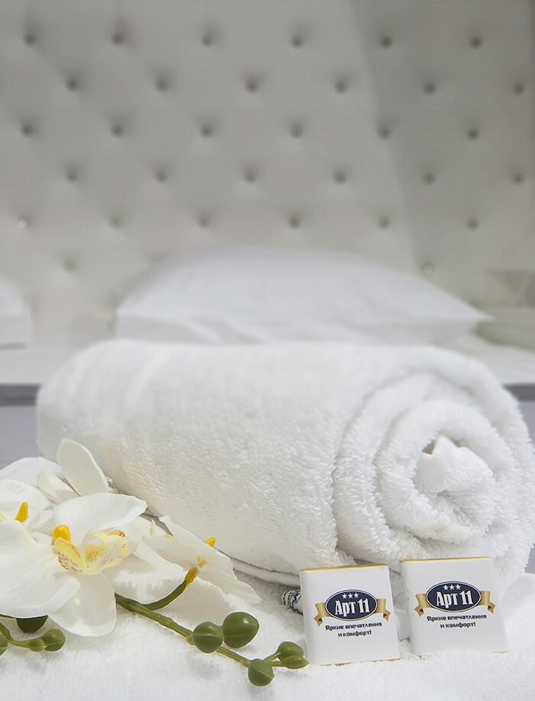 Honeymoon Suite photo 3