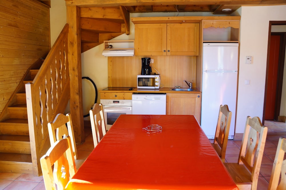 Chalet, 4 Bedrooms photo 2
