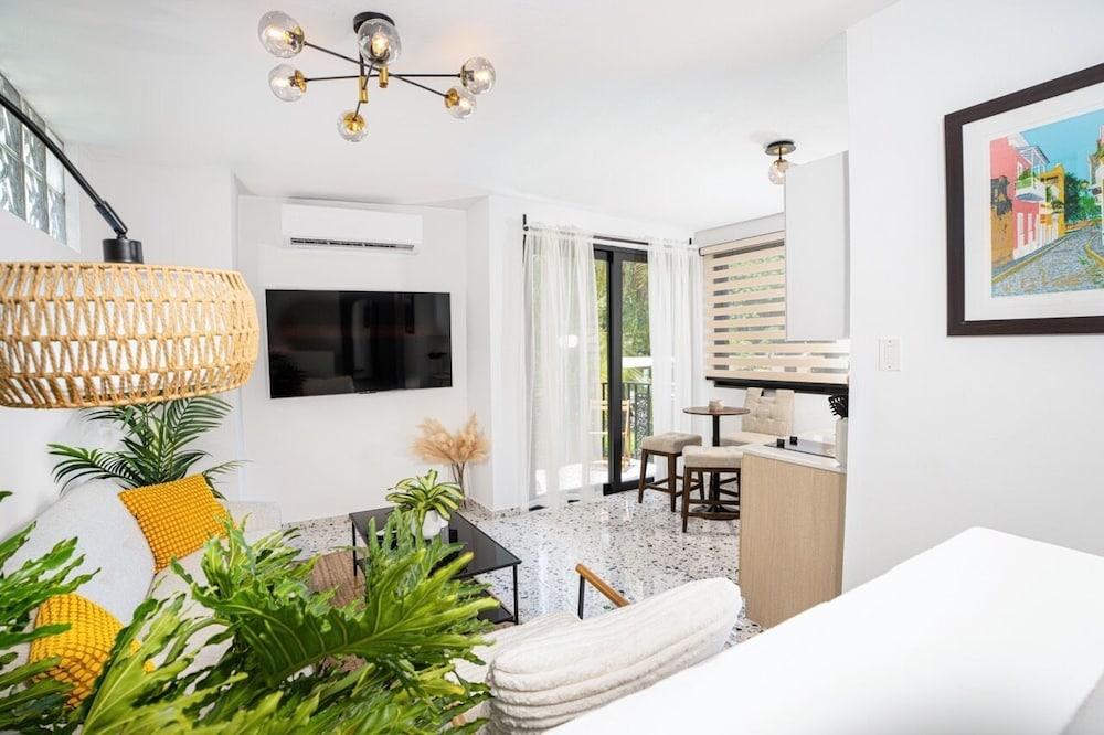 Premier Double Room, 2 Queen Beds, Kitchen, Garden View photo 1