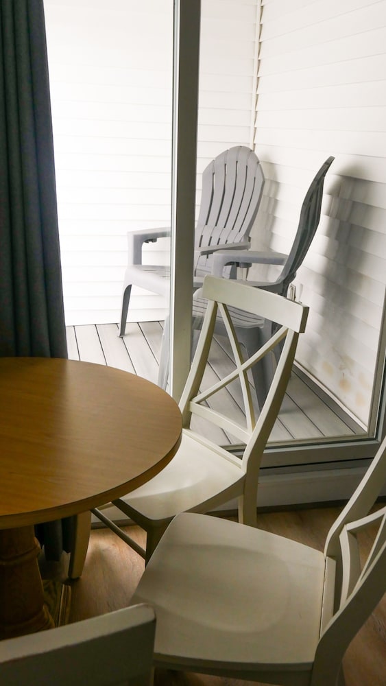 Deluxe Room, Side Balcony photo 2