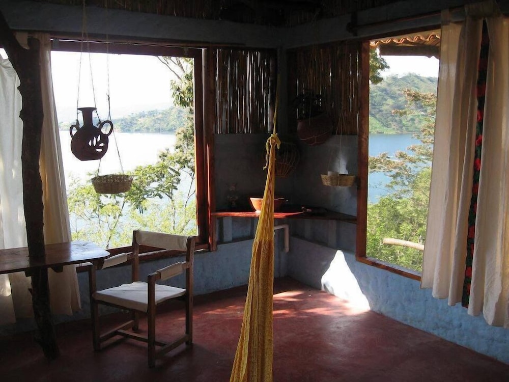 Basic Cabin photo 3