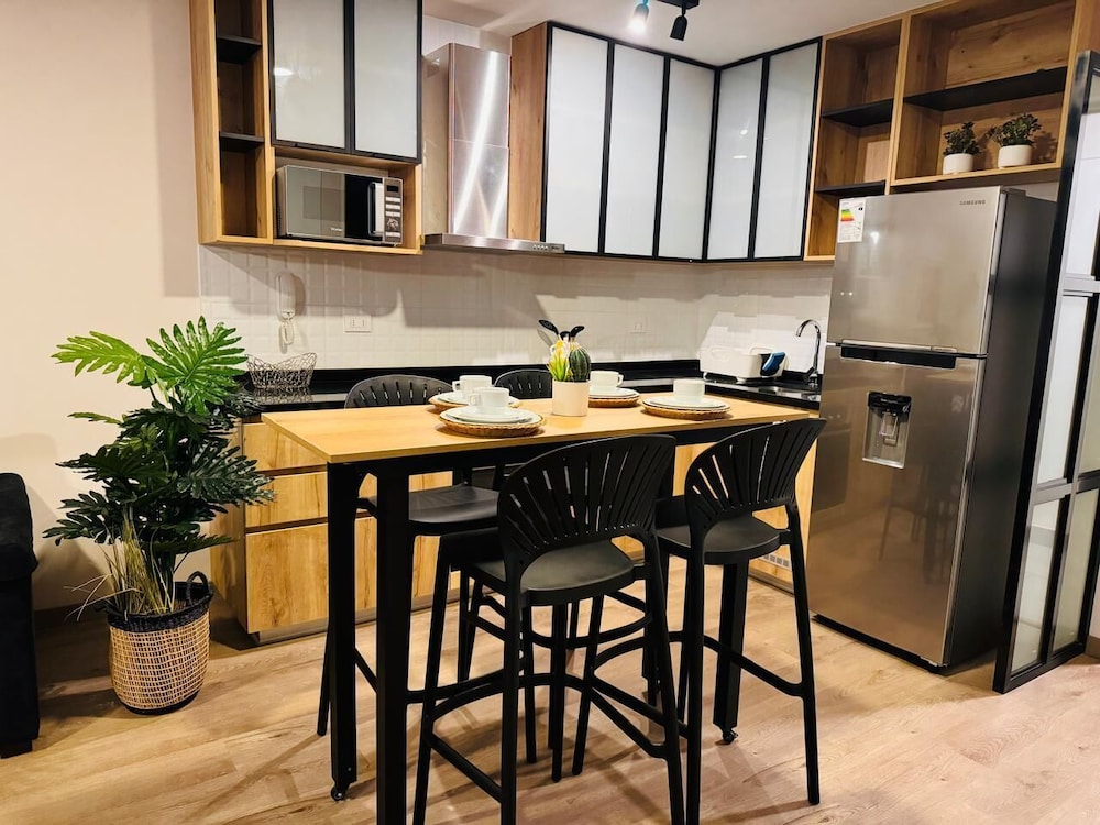 Deluxe Apartment, City View