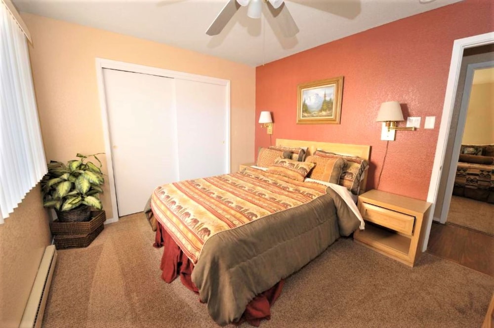 Basic Condo, 1 Bedroom photo 1