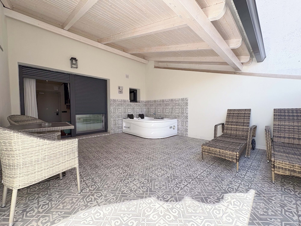 Dúplex Premium, Tina de Hidromasaje
