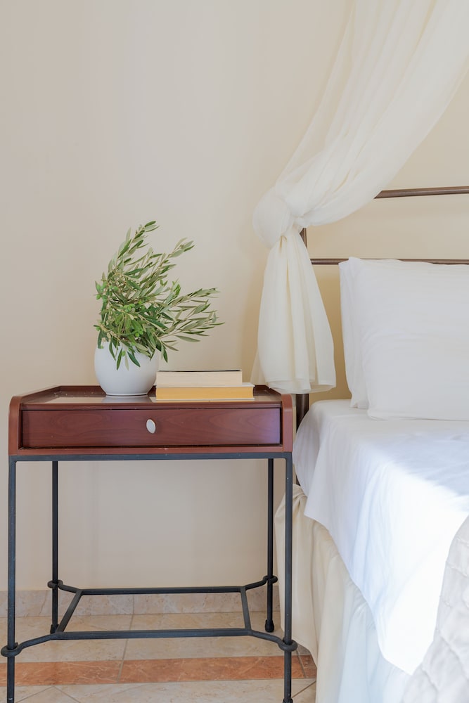 Superior Room, Sea View - Photo 3